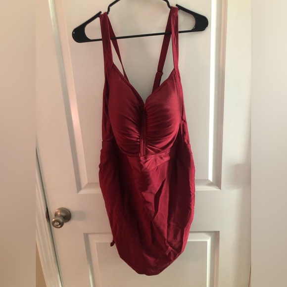 Bloomchic 5x Swimsuit Ruched Drawstring Heart Neckline Onepiece NWT - Picture 11 of 14